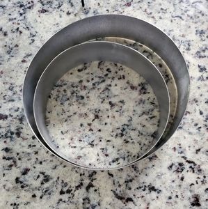 Commercial 2 pc cake rings